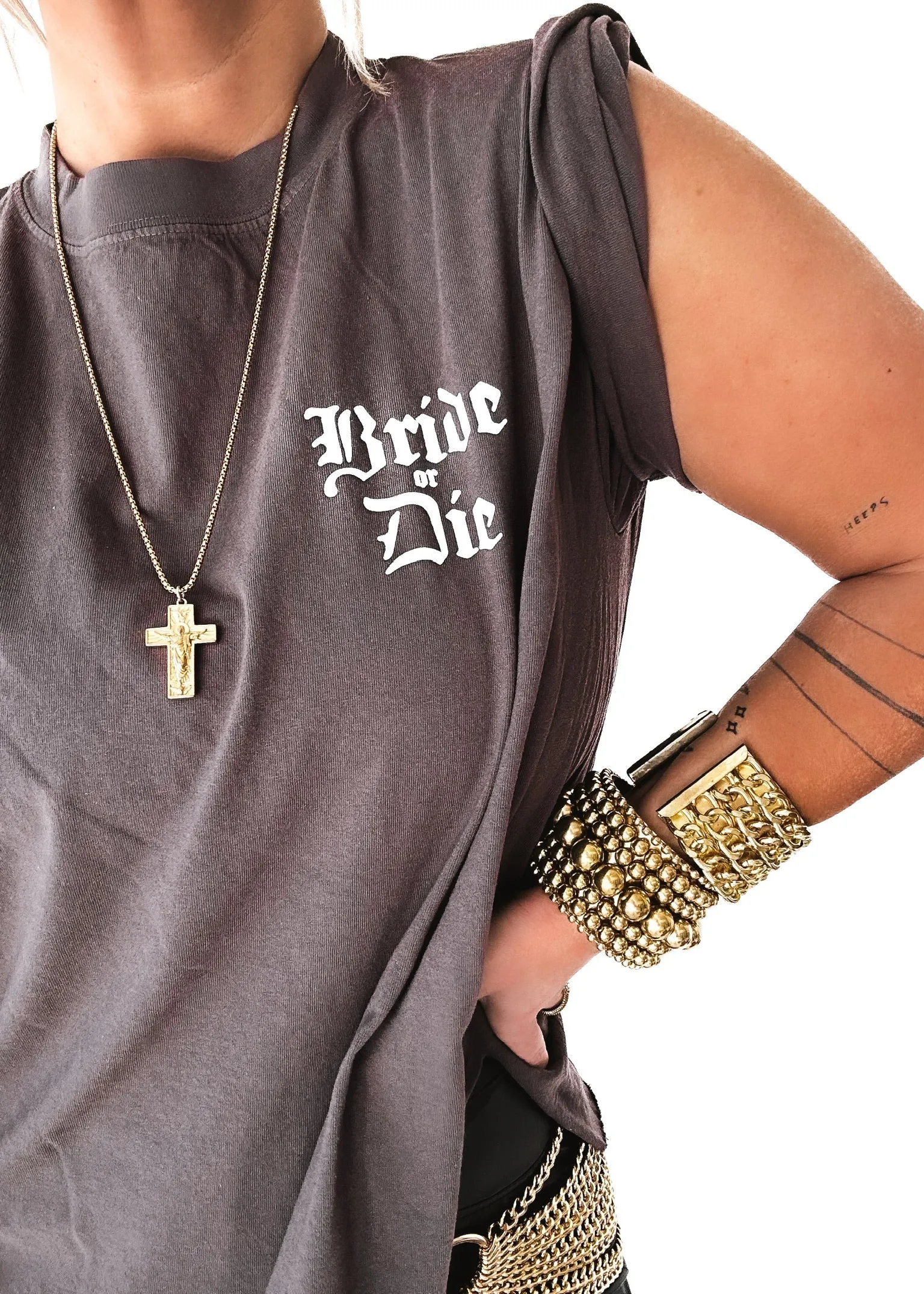 GOTHIC BRIDE OR DIE SIDE SLIT TEE